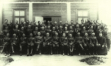 Pamiątkowe zdjęcie z uroczystości przejęcia dowództwa 34 Pułku Piechoty w Białej Podlaskiej przez płk Wacława Budrwicza od płk Jana Stanisława Świąteckiego