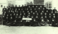 7 kompania 34 Pułk Piechoty w Białej Podlaskiej przed koszarami : fotografia