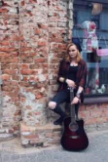 Przed sklepem na ul. Warszawskiej w Białej Podlaskiej [fotografia 3 miejsce]