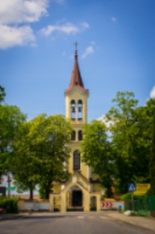 Kościół rzymskokatolicki pw. św. Anny w Tucznej [fotografia]