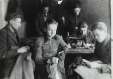 Zakład krawiecki w Konstantynowie [fotografia]