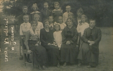 Uczniowie kl. V Szkoły Powszechnej w Janowie Podlaskim [fotografia]