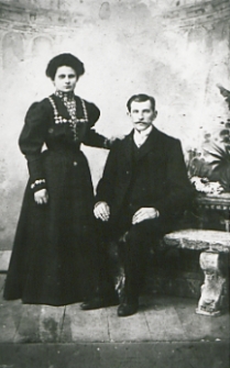 Bialska rodzina Abramowiczów mieszczan rolników [fotografia]