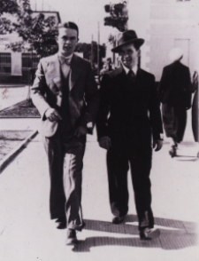 Pracownicy Podlaskiej Wytwórni Samolotów w Białej Podlaskiej [dokument ikonograficzny]