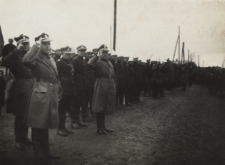 Straz pożarna przed defiladą [fotografia]