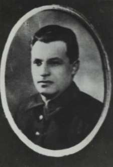 Pracownik sądu w Białej Podlaskiej - woźny p. Komarzyniec [fotografia]