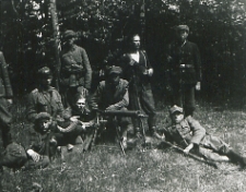Partyzanci z oddziału "Zenona" Stefana Wyrzykowskiego [fotografia]