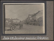 Durchzug russischer Gefangener [fotografia]