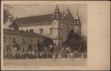 Prozession am Ostermorgen in Janow : [pocztówka]