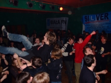 Koncert (gig) zespołu Back to Reality "Piątek 13-go”, 13 kwietnia 2007 r., Muzyczna Apteka, ul. Kościuszki, Biała Podlaska : publiczność