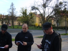 Zespół Back To Reality przed koncertem "Napinka 10 Fest Vol. 2", Chełm, 18.04. 2009