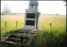 Cmentarze i miejsca pamięci w pow. Biała Podlaska : gm. Biała Podlaska: pomnik w Kaliłowie upamiętniający spacyfikowanie wsi w styczniu 1943 r. : fotografia