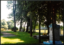 Cmentarze i miejsca pamięci w pow. Biała Podlaska : gm. Biała Podlaska: przykościelny cmentarz katolicki w Ortelu Książęcym : fotografia