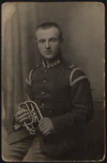 Jan Dunia jako elew orkiestry 34 Pułku Piechoty w Białej Podlaskiej [fotografia]