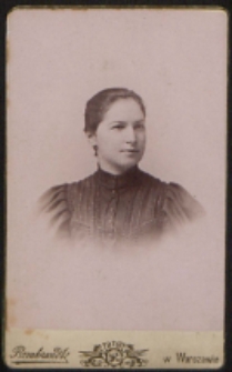 Portret kobiety [fotografia]