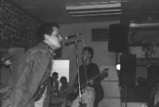 Grupa "Szabas" na koncercie "Vox populi, vox Dei" w Klubie Kultury "Eureka" w Białej Podlaskiej [fotografia]