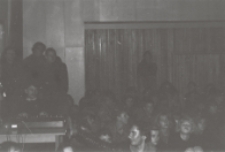 Publiczność na koncercie "Vox populi, vox Dei" w Klubie Kultury "Eureka" w Białej Podlaskiej [fotografia]