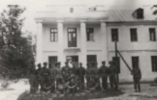 Zespół pałacowy Placencja w Kodniu - siedziba Wojsk Ochrony Pogranicza bezpośrednio po II wojnie światowej [fotografia]