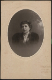 Portret kobiety [fotografia]