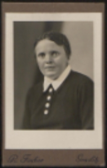 Portret kobiety [fotografia]