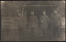 Żołnierze niemieccy z okresu I wojny światowej : [pocztówka]