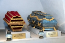 Miejsca związane z bp. Adamem Naruszewiczem w Janowie Podlaskim [fotografie]krypta w kościele św. Tr&oacute;jcy