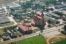 Biała Podlaska w 2004 r : widok z helikopterana kościół Chrystusa Miłosiernego przy ul. Kardynała Stefana Wyszyńskiego [fotografia]