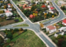 Biała Podlaska w 2004 r : widok z helikoptera na skrzyżowanie ulic Sitnickiej, Królowej Jadwigi i Glinki [fotografia]