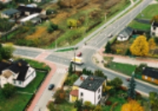 Biała Podlaska w 2004 r : widok z helikoptera na skrzyżowanie ulic: Sitnickiej, Grunwaldzkiej i Zgoda [fotografia]