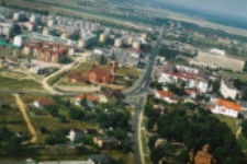 Biała Podlaska w 2004 r : widok z helikoptera na ulicę Terebelskąw kierunku połnocnym od skrzyżowania z ulicą Grunwaldzką [fotografia]