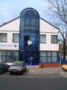 Biuro Obsługi Klienta Telekomunikacji Polskiej S.A. w Białej Podlaskiej : wejście do sali obsługi [fotografia]