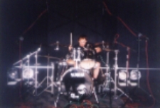 Koncert zespołu "Szrod" na lotnisku w Białej Podlaskiej, 29.06.2004 : przy perkusji Radosław "Maszyna" Huszał