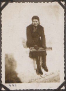 Fotografie z albumu rodziny Stanisławy Ladwiniec z Białej Podlaskiej : zima