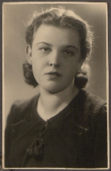 Fotografie z albumu rodziny Stanisławy Ladwiniec z Białej Podlaskiej : Anna Goriaczko-Borkowska przyjaciółka Stanisławy