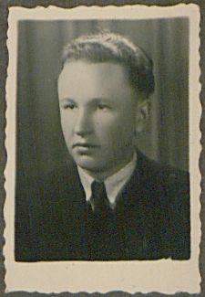 Fotografie z albumu rodziny Stanisławy Ladwiniec z Białej Podlaskiej : fotografia z dedykacją Stanisławie Ladwiniec