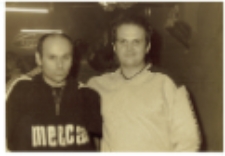 Spotkanie z Arkadiuszem Dudykiem promujące tomik poetycki "Instant ja" w bialskim klubie Titanic : Piotr Kowieski i Arkadiusz Dudyk [fotografia]