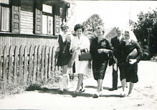 Stanisława Frydel z rodziną : ul. Narutowicza