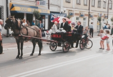 Dorożka na Placu Wolności w Białej Podlaskiej [fotografia]