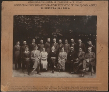 Zakończenie kursu w Zakresie 6-ciu Klas Gimazjum Przyrodniczo-Matematycznego w Białej Podlaskiej 26 czerwca 1934 roku [fotografia]