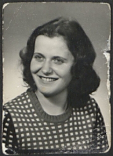 Podobizna Wiesławy - koleżanki Anny Polkowskiej z dedykacją [fotografia]