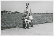 Zofia Fydel z rodzicami w Gdyni [fotografia]