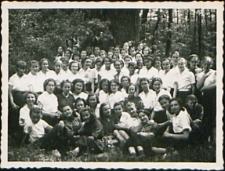 Uczennice Gimnazjum Żenskiego im. E. Plater w Białej Podlaskiej [fotografia]