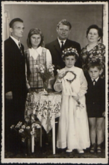 Pierwsza Komunia Święta Halinki Najman [fotografia]