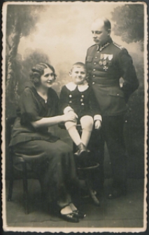 Stanisław Demczuk z żoną Kunegundą i synem Stanisławem [fotografia]