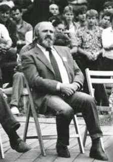 Spotkanie przedwyborcze w amfiteatrze z kandydatami do Sejmu i Senatu z listy Komitetu Obywatelskiego "Solidarność" w Białej Podlaskiej