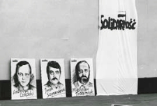 Spotkanie przedwyborcze w amfiteatrze z kandydatami do Sejmu i Senatu z listy Komitetu Obywatelskiego "Solidarność" w Białej Podlaskiej