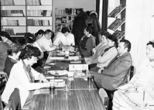 Uczestnicy Zjazdu Delegatów Okręgu Stowarzyszenia Bibliotekarzy Polskich (20 luty 1985 r.)