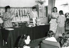 Podsumowanie etapu wojewódzkiego konkursu plastycznego "Gdybym był pisarzem i malarzem" (1989)