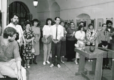 Wizyta bibliotekarzy Działu Regionalnego Biblioteki Obwodowej w Brześciu w Wojewódzkiej i Miejskiej Bibliotece Publicznej w Białej Podlaskiej - otwarcie wystawy w Muzeum Okręgowym "Fotografia polska lat 80-tych"