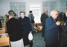 Otwarcie wystawy pt. Starodruki ze zbiorów Akademii Bialskiej (1630-1777) w Filii nr 2 Miejskiej Biblioteki Publicznej, 5.11-30 XI 2003 r.